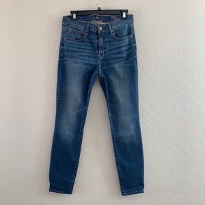 Gap True Skinny Jeans with Washwell